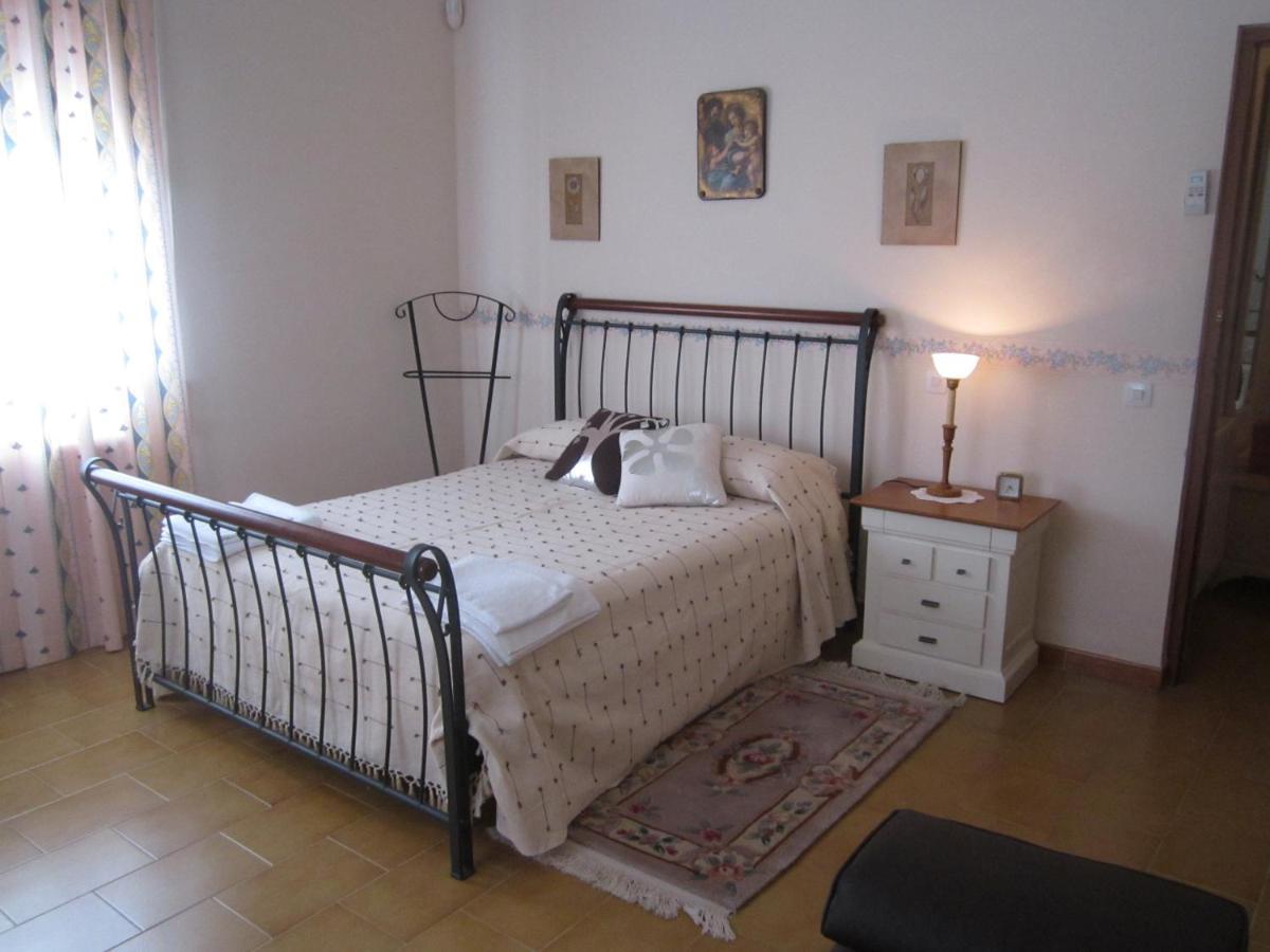 Casa Finca Rural La Huerta 阿尔玛格鲁 外观 照片